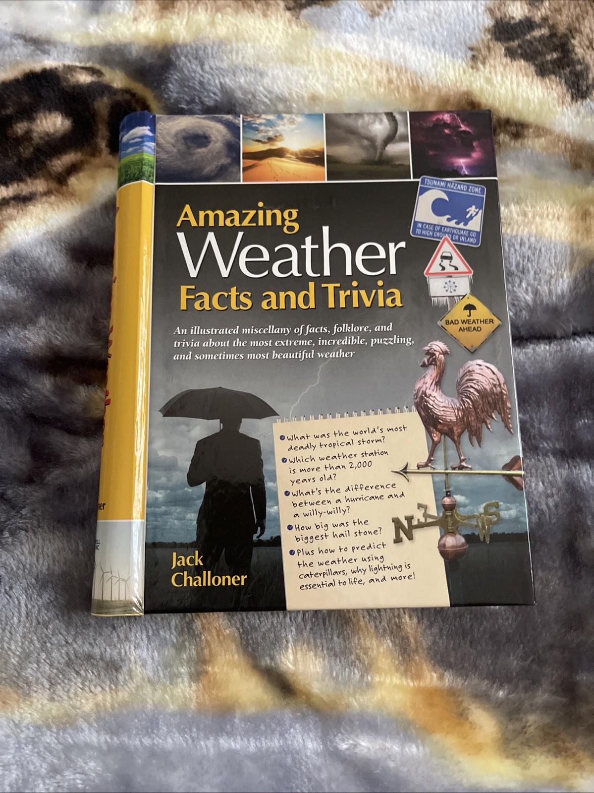 Amazing Weather Facts and Trivia by Jack Challoner Spiral Chartwell Books 2011