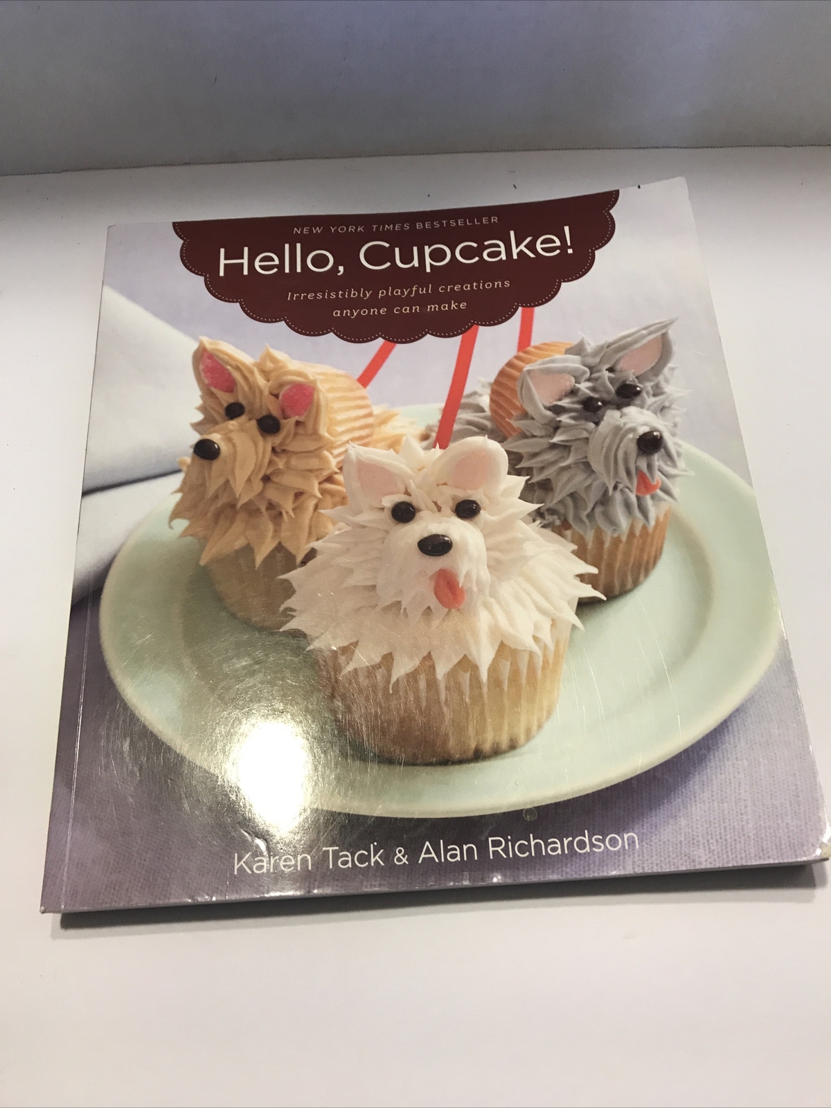 Hello, Cupcake 230 Pages Decorating Ideas DIY Sweets Dessert Horses Aliens Dogs