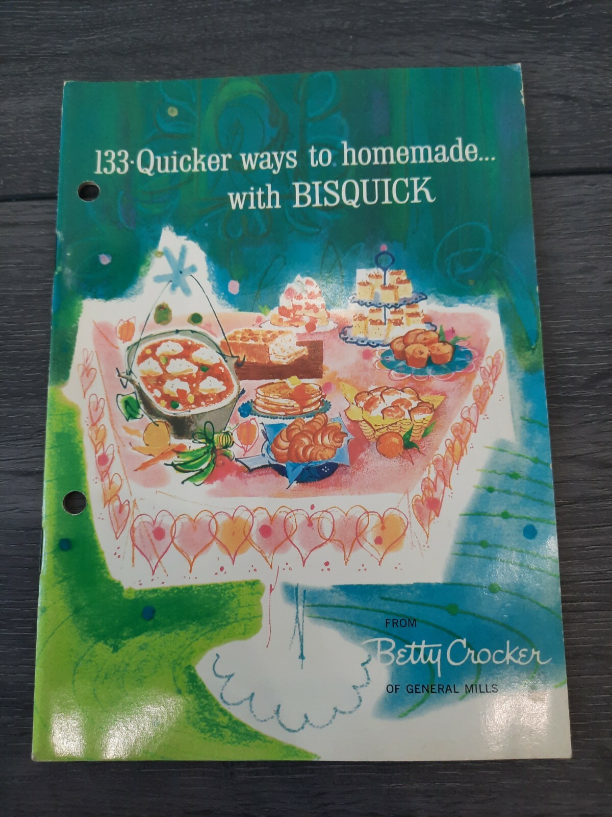 Vintage 1959 133-Quicker Ways to Homemade with Bisquick Recipe Book 27 Pages