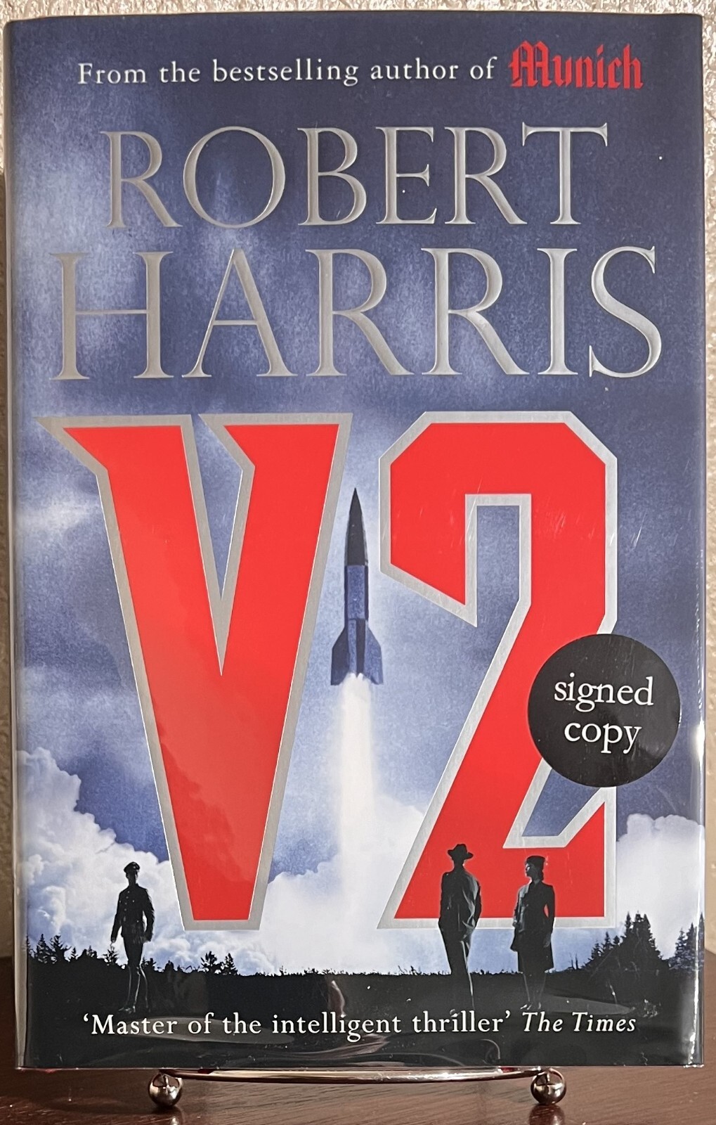 SIGNED ~ V2 : Novel of World War II by Robert Harris (2020 Hardcover) UK 1st/1st