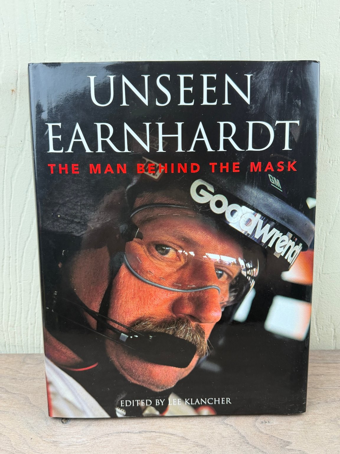 Unseen Earnhardt The Man Behind The Mask Lee Klancher 2002 First Edition MBI
