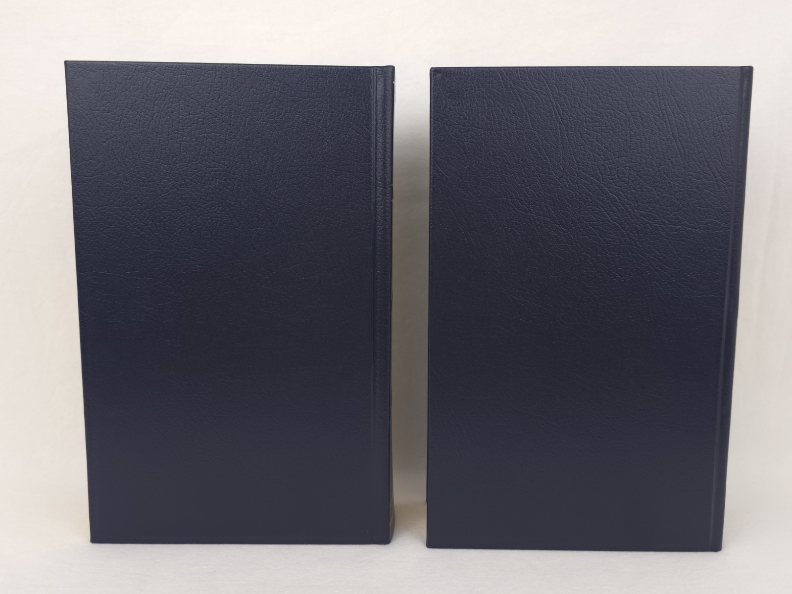 Oxford 4-Volume Reference Desk Set – Dictionary Thesaurus Quotations Usage