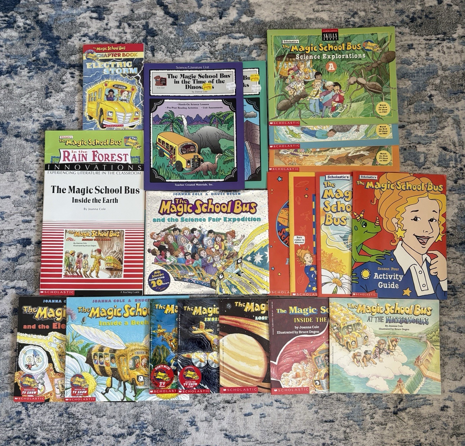 22 Magic School Bus Vintage Science Books Joanna Cole Bruce Degen PBS