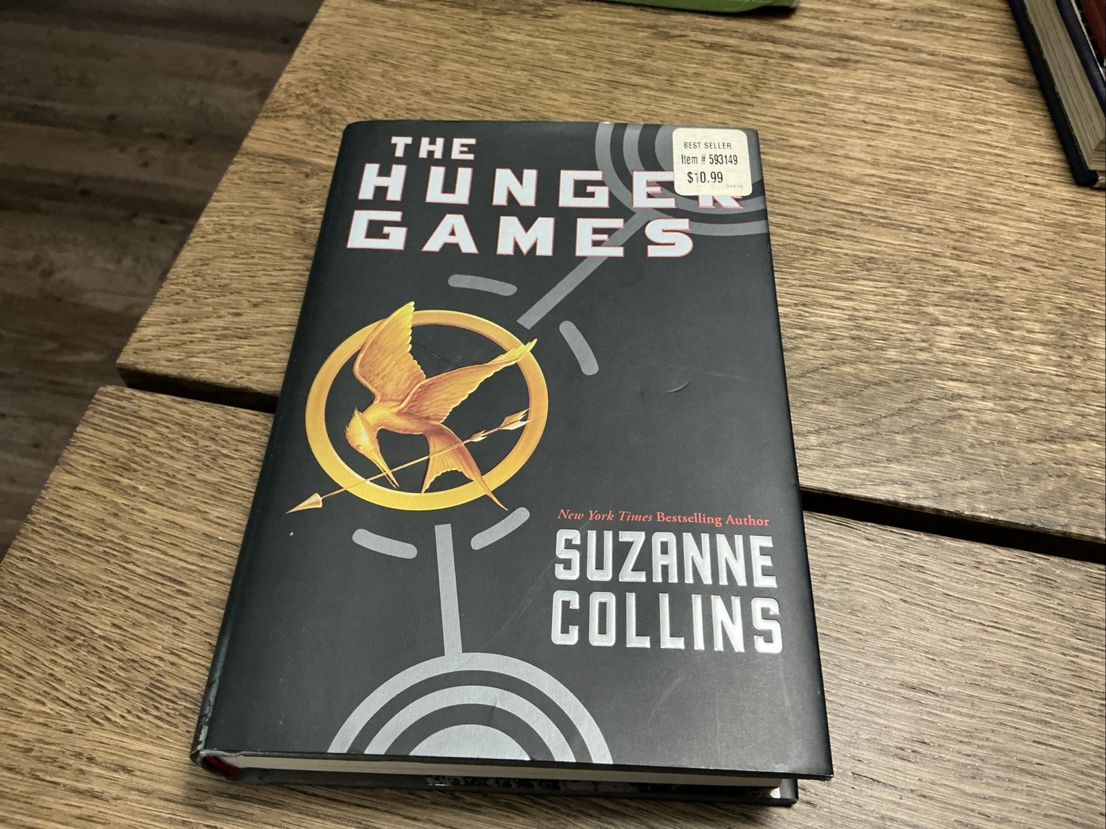 The Hunger Games – Suzanne Collins (1st edition) Scholastic, 2008
