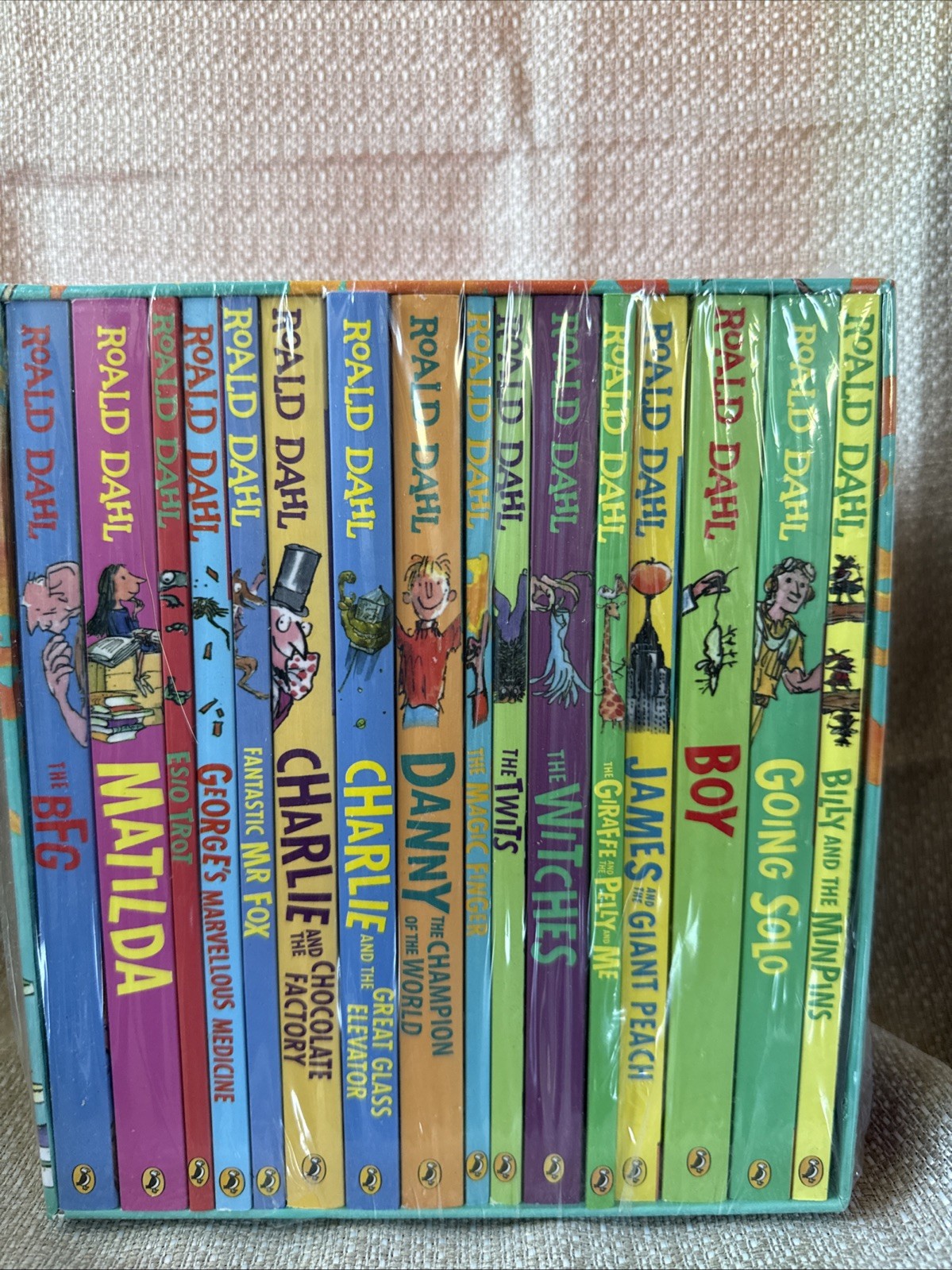 Roald Dahl Collection 16 Books Box Set Collection NEW 105.00 Retail