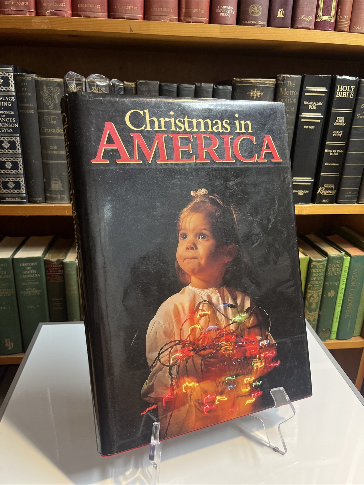 Christmas in America Lg photo coffee table book 14.5″ x 10.5″ x 1.25″ hard cover