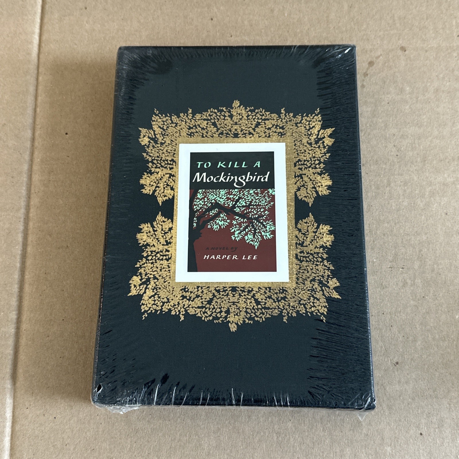 To Kill a Mockingbird Slipcased Deluxe Edition by Lee Harper NEW SEALED (SC470)