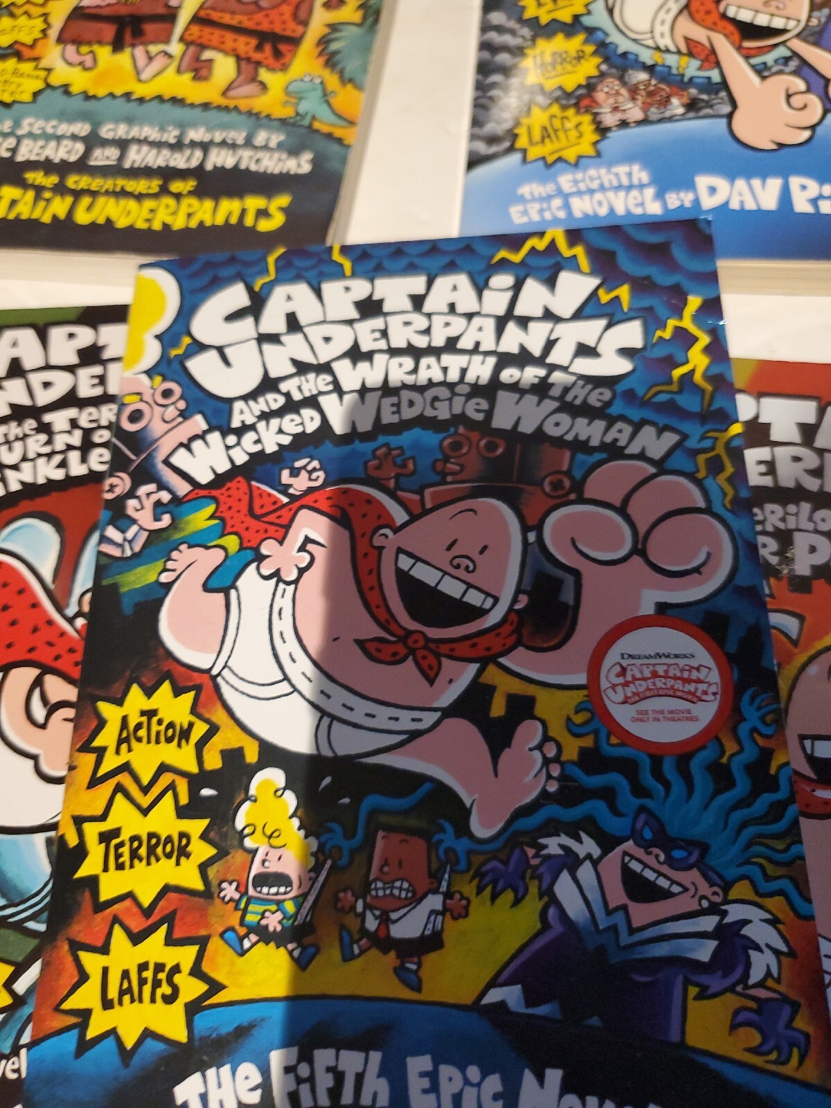 Captain Underpants Dog Man Unleashed Book Lot Of 11