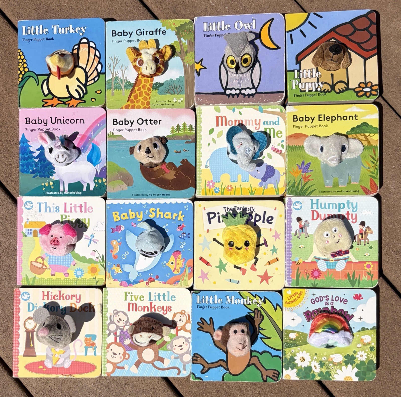 Lot of 16 Finger Puppet Board Books-Unicorn-Elephant-Giraffe-Baby Shark