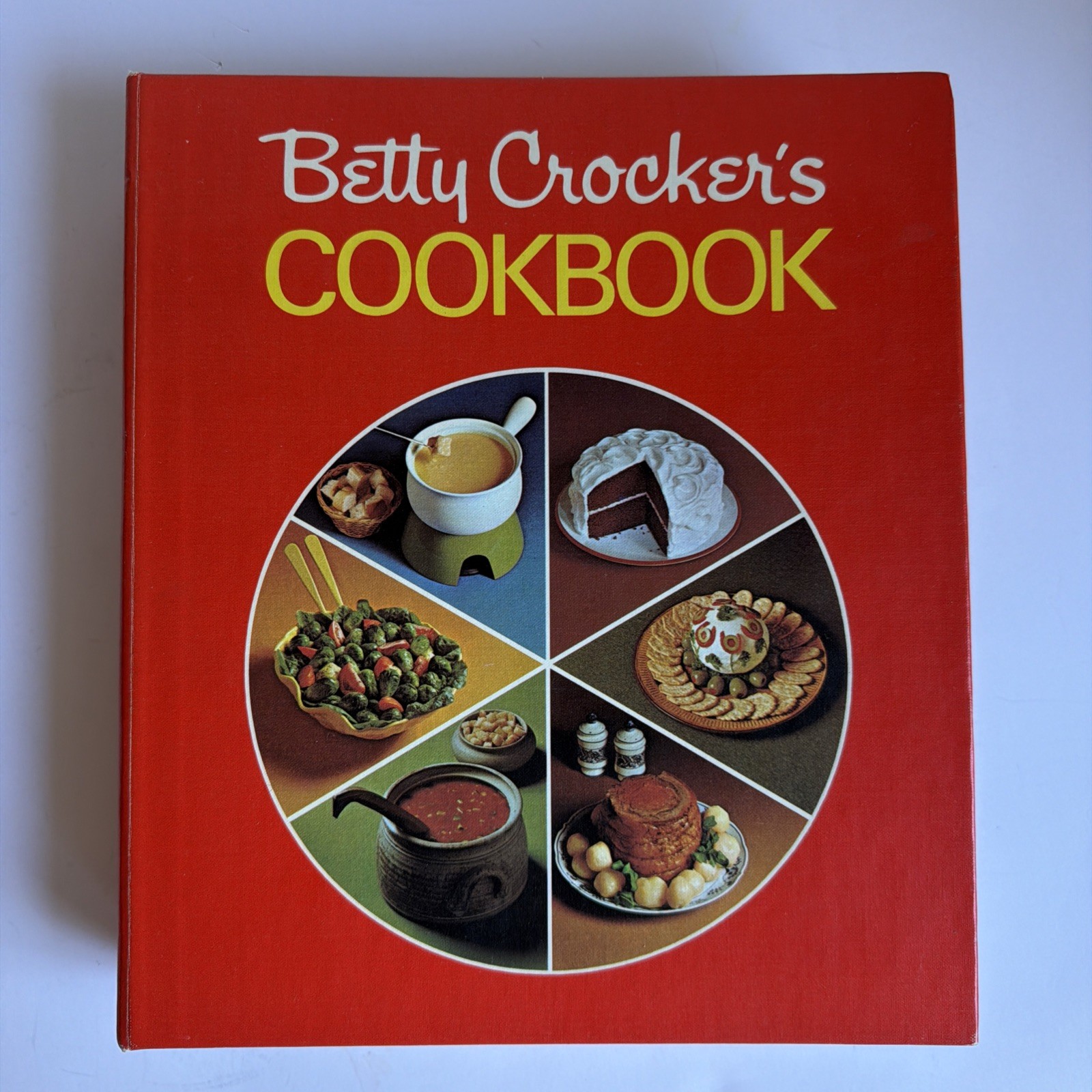 1972 Betty Crocker’s Cookbook Sears Holiday Edition Pie Cover