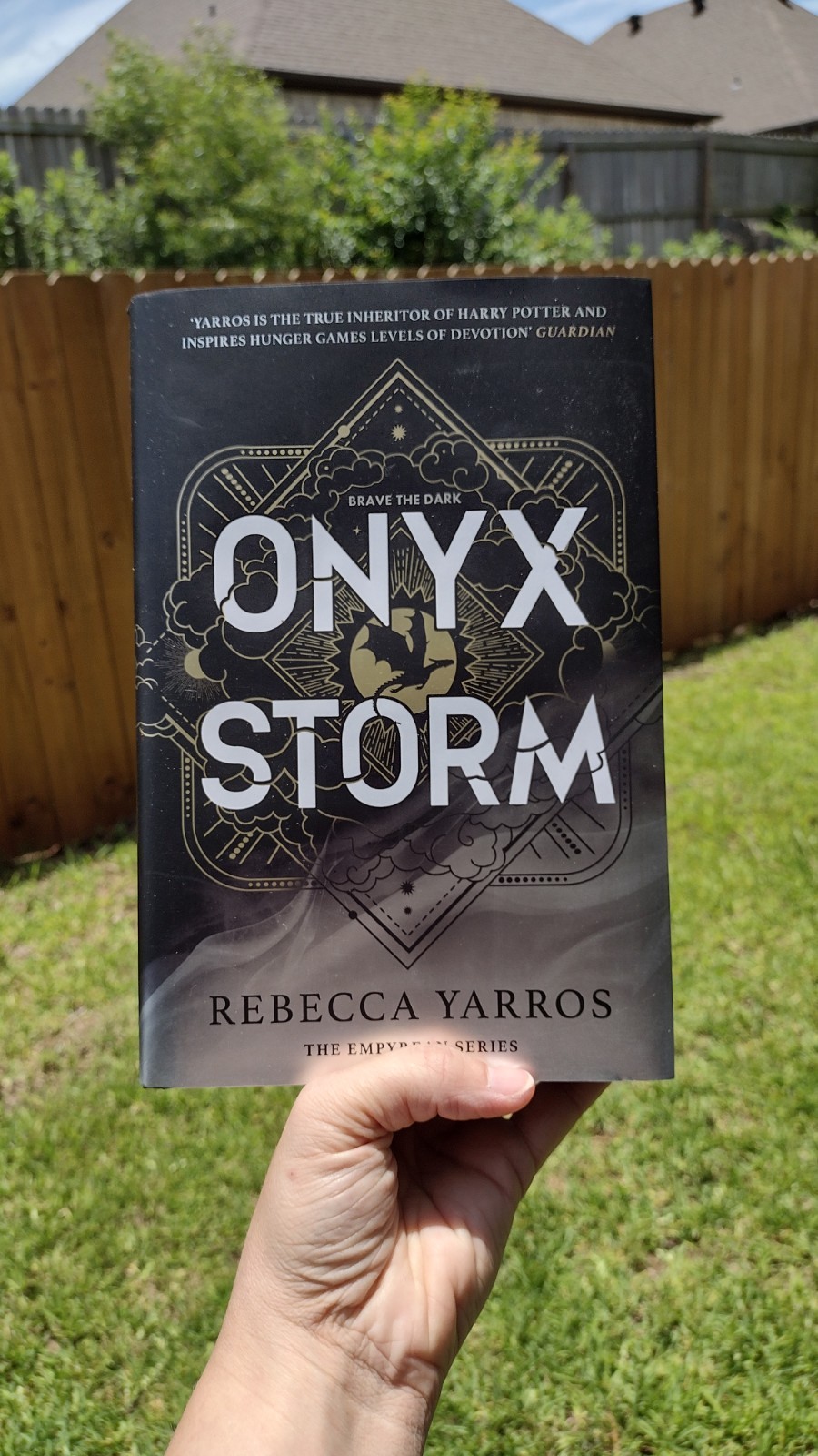 FairyLoot Onyx Storm by Rebecca Yarros Special Edition Sprayed Edges Unsigned