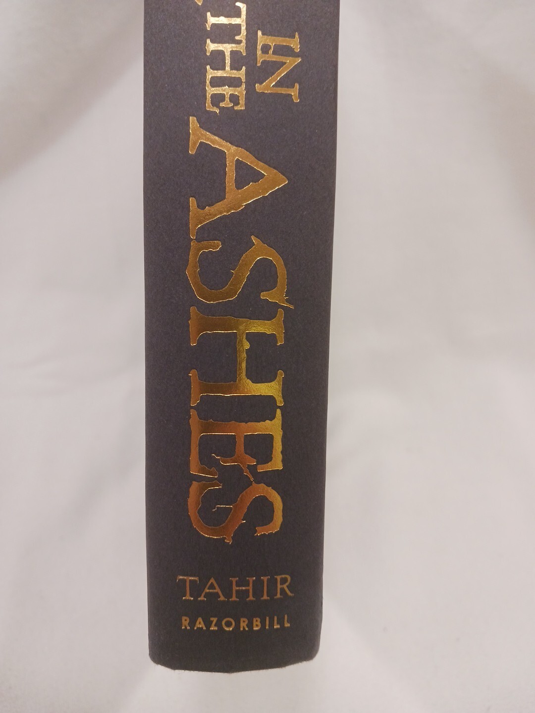 SIGNED An Ember In The Ashes Sabaa Tahir 2015 Young Adult YA Fantasy HC DJ VGC
