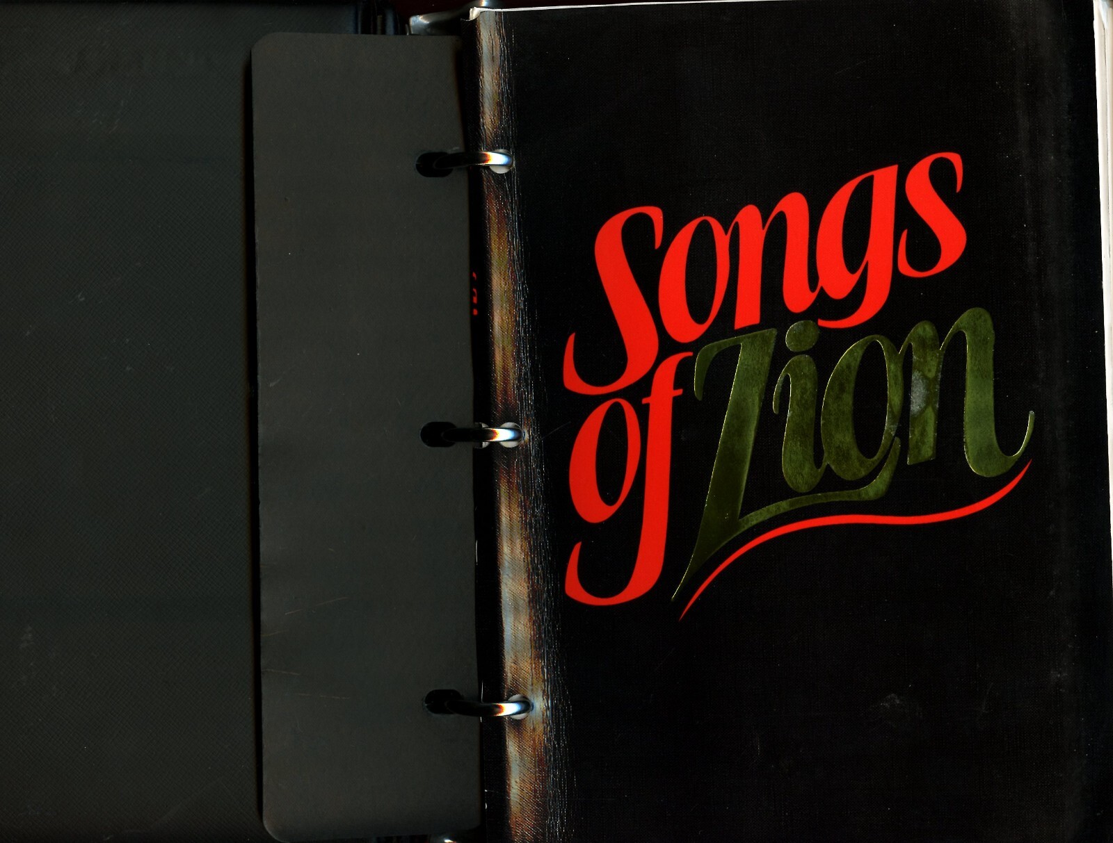 Songs of Zion – 3 Ring Notebook,252 Pages, Ex Condition, Arlington Press, 1981