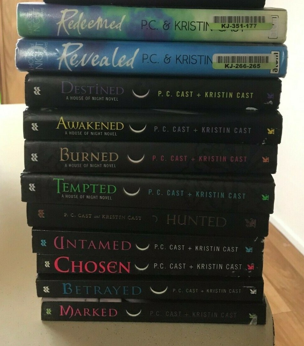 House of Night Novels: 11 books by P. C. Cast and Kristin Cast Books