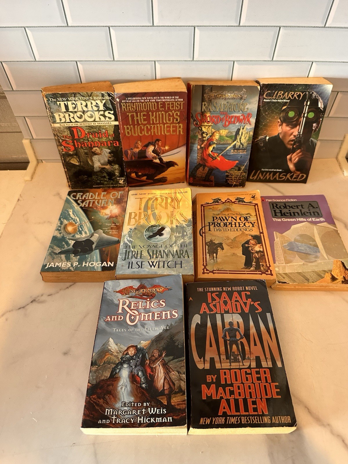 Mixed Lot Of 10Vintage Sci-fi And Fantasy Paperback Books. Science Fiction (363)