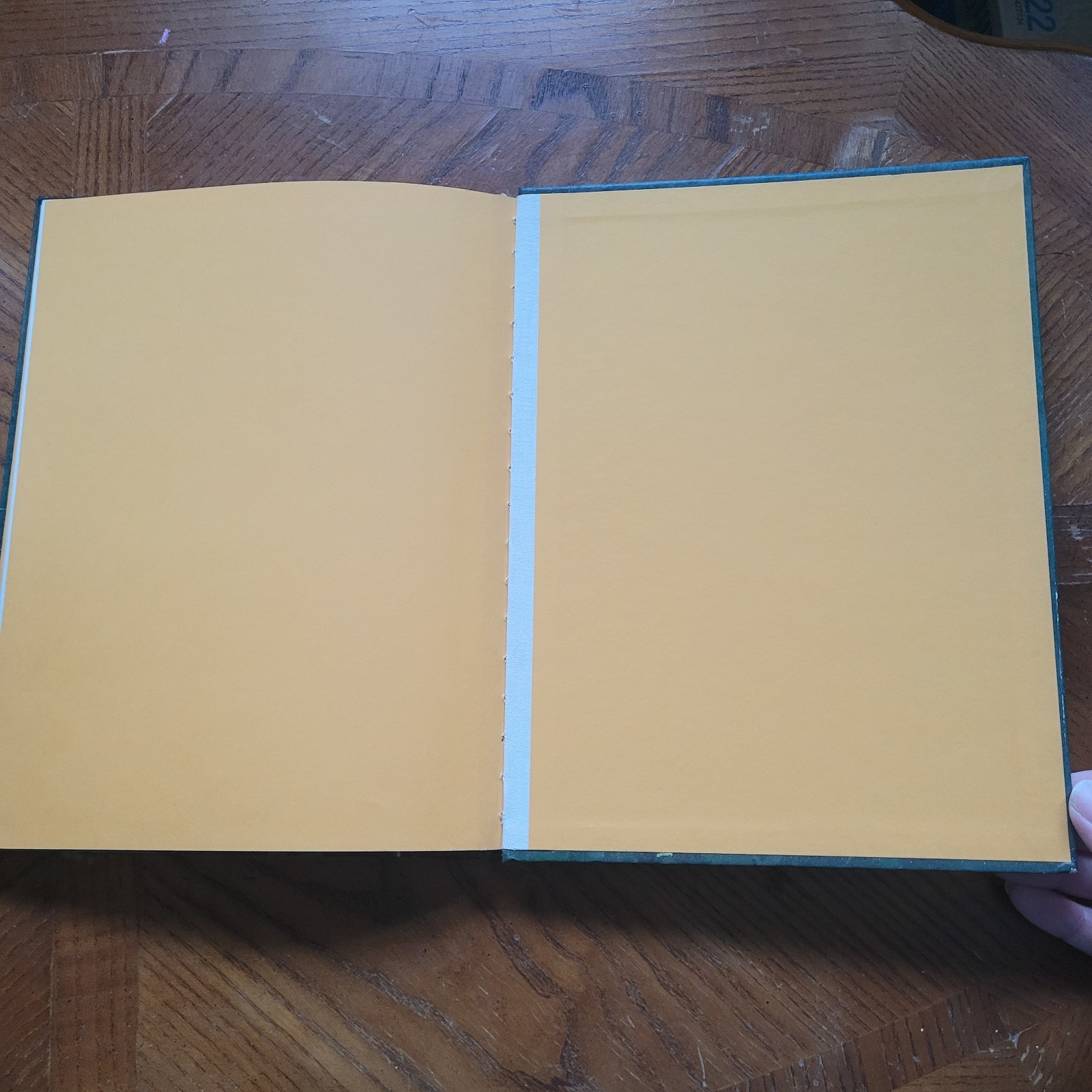AD&D 1st Edition Players Handbook • 1979 4th Print TSR 2010 • Vibrant Yellow