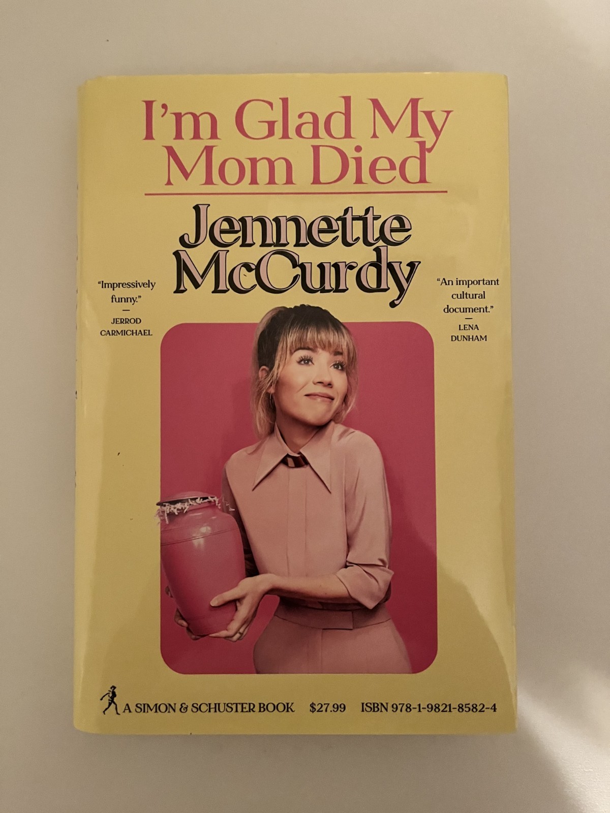 I’m Glad My Mom Died Hardcover Jennette McCurdy – LIKE NEW – SHIPS FAST