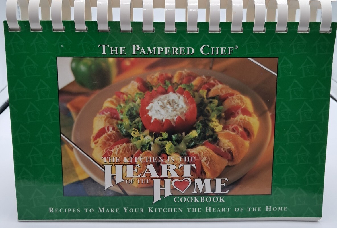THE PAMPERED CHEF-THE KITCHEN IS THE HEART OF THE HOME COOKBOOK-223 PAGES