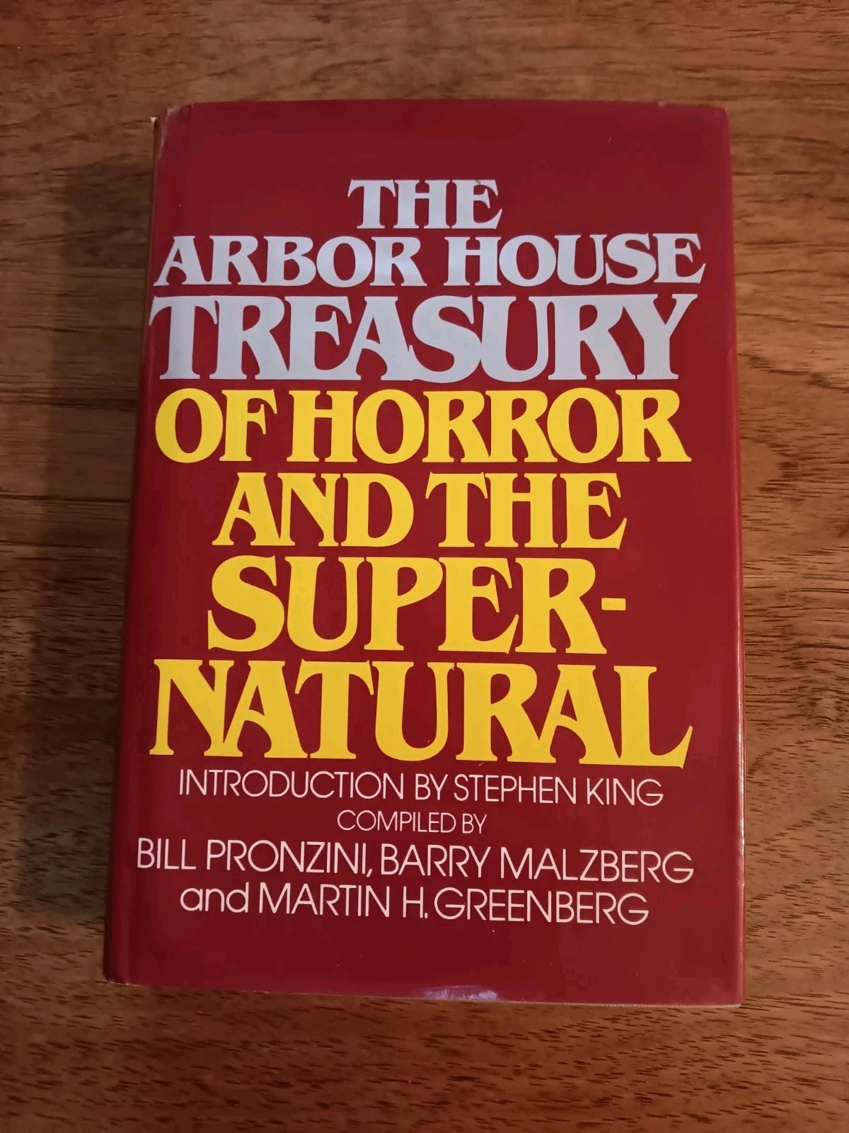Arbor House Treasury of Horror and the Supernatural 1981 HCDJ 1st Edition/Print