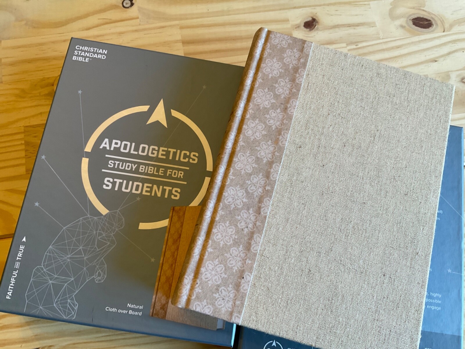 CSB Apologetics Study Bible 2018