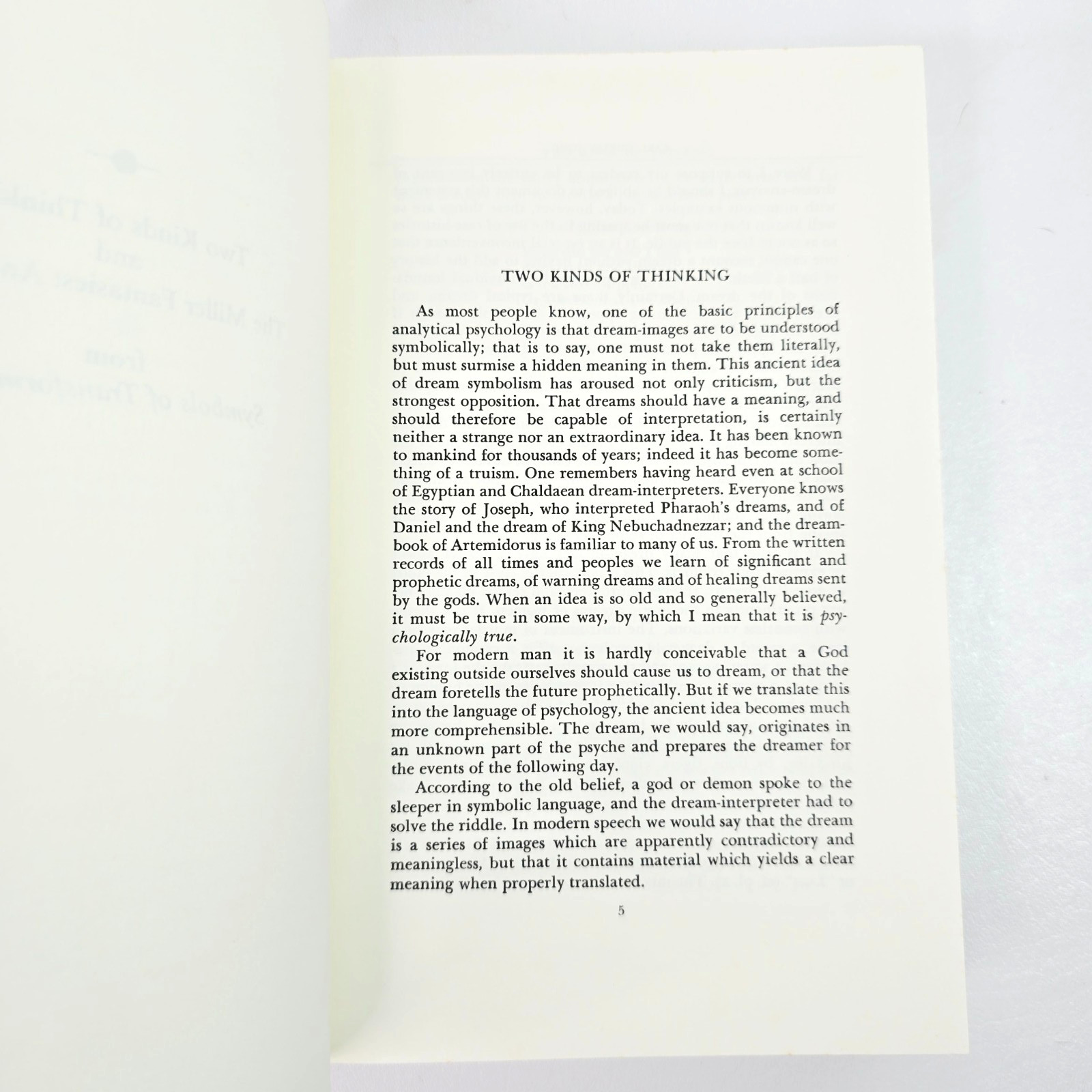 Carl Gustav Jung Selected Writings 1997 Hardcover Introduction By Robert Coles