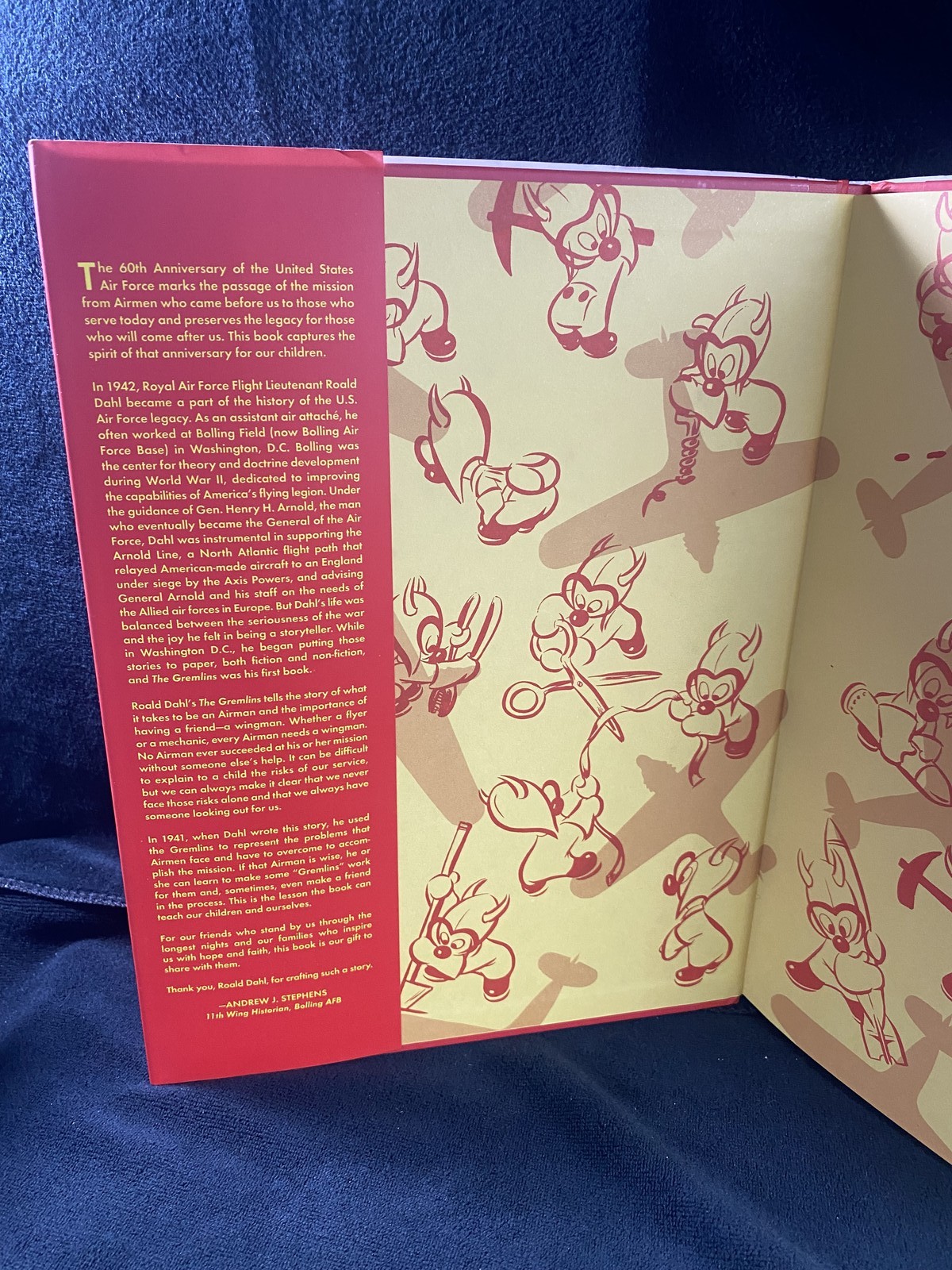 Walt Disney Roald Dahl The Gremlins Lost Production Book Hardcover First Dark