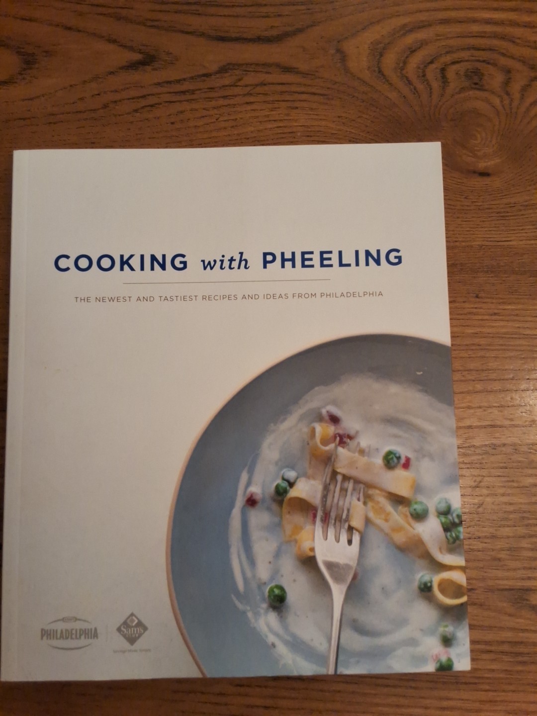 Kraft Cookbook Cooking With Pheeling Philadelphia Cream Cheese