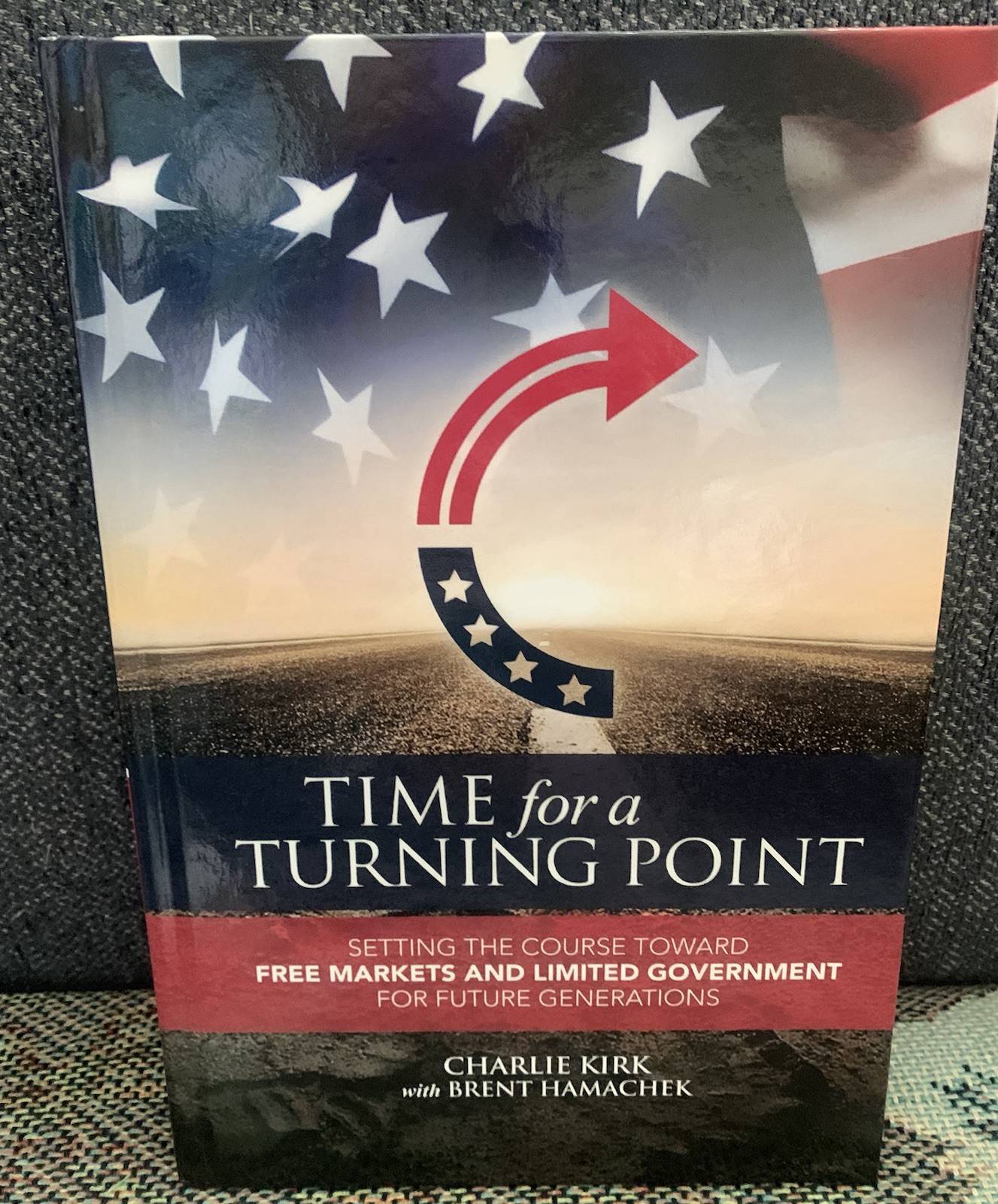 Time for a Turning Point by Charlie Kirk, Brent Hamachek – LIKE NEW