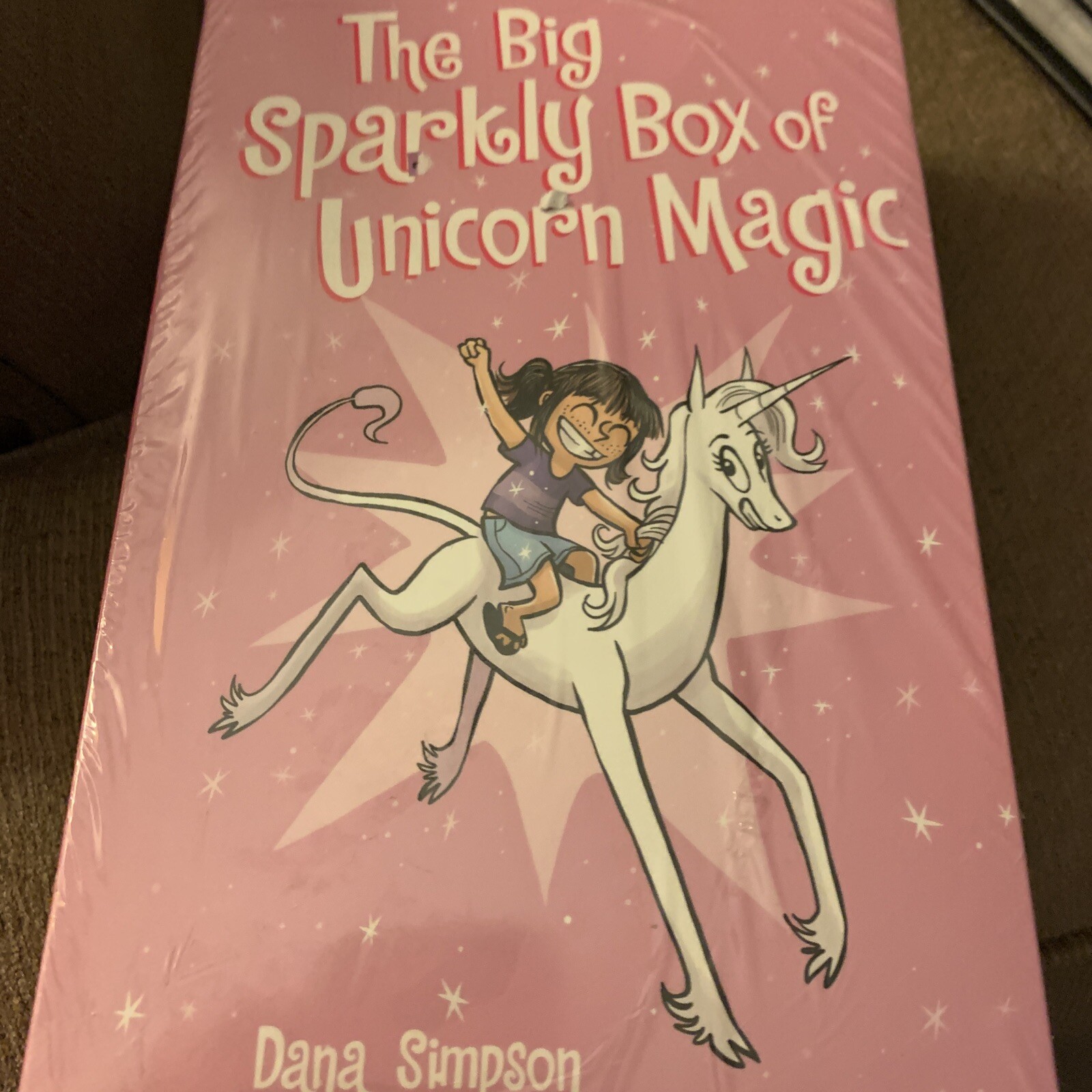 Big Sparkly Box of Unicorn Magic, 4 Paperback by Dana Simpson, Brand New Sealed