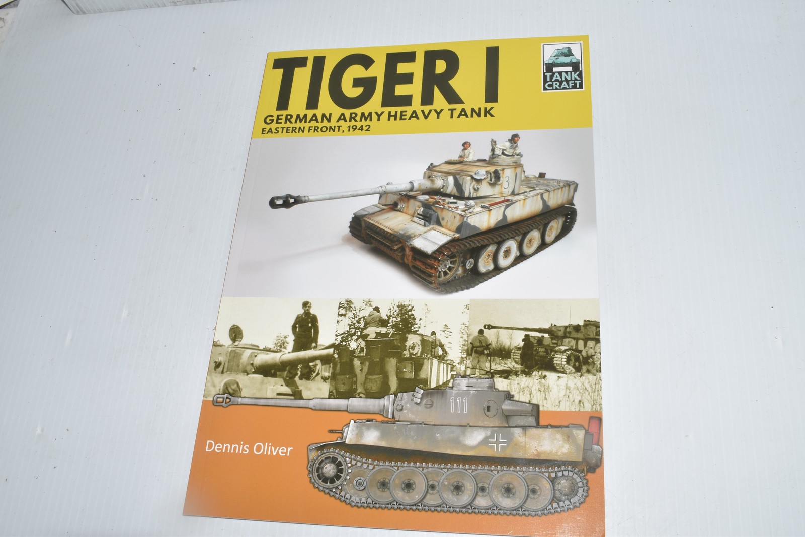 TankCraft 30: Tiger I, German Army Heavy Tank (RPB1429)