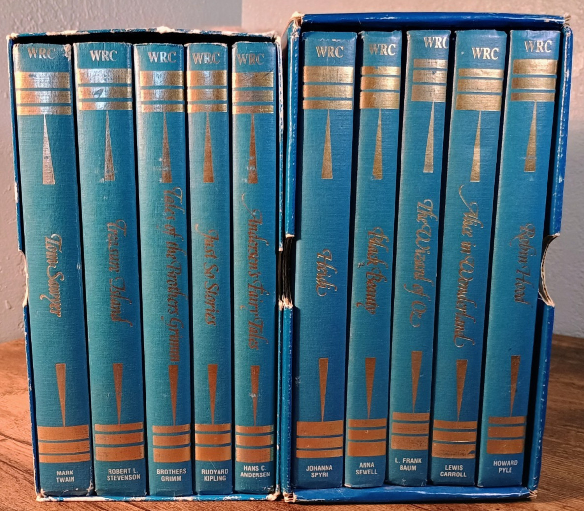 *1983* 🎣The Weekly Reader Classics 10 Book Box Set Hardcover🦄