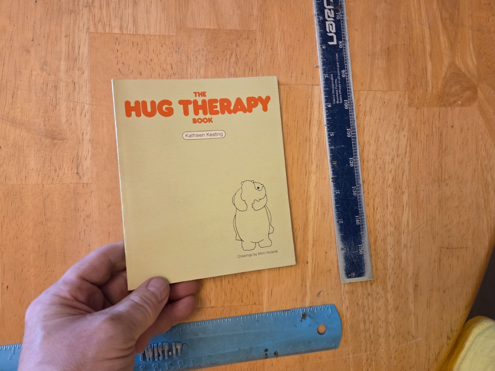 Hug Therapy Book by Kathleen Keating (1983, Trade Paperback)