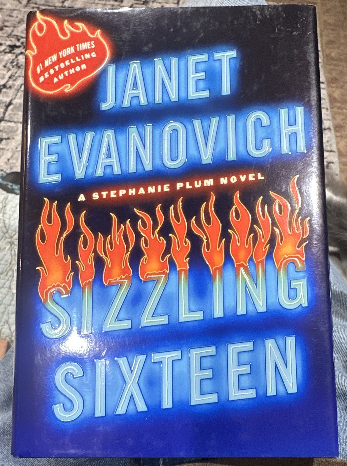 Janet Evanovich Stephanie Plum: Sizzling Sixteen Hardcover w/ Dust Jacket