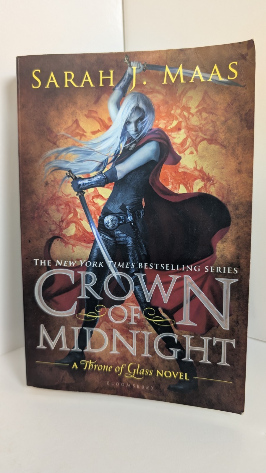 Crown of Midnight – A Throne of Glass by Sarah J. Maas 2014 Trade Paperback