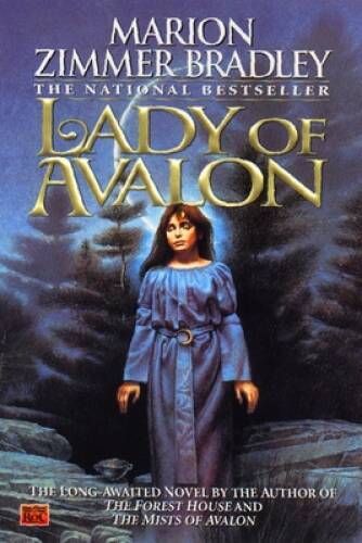 Lady of Avalon (Avalon, Book 3) – Paperback By Marion Zimmer Bradley – GOOD