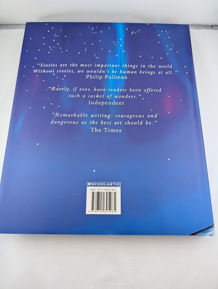 Northern Lights:the award-winning, internationally bestselling