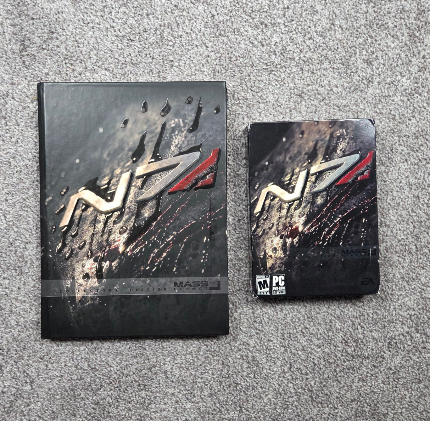 Mass Effect 2 Collector’s Edition PC Game & Prima Hardcover Guide w/ Poster