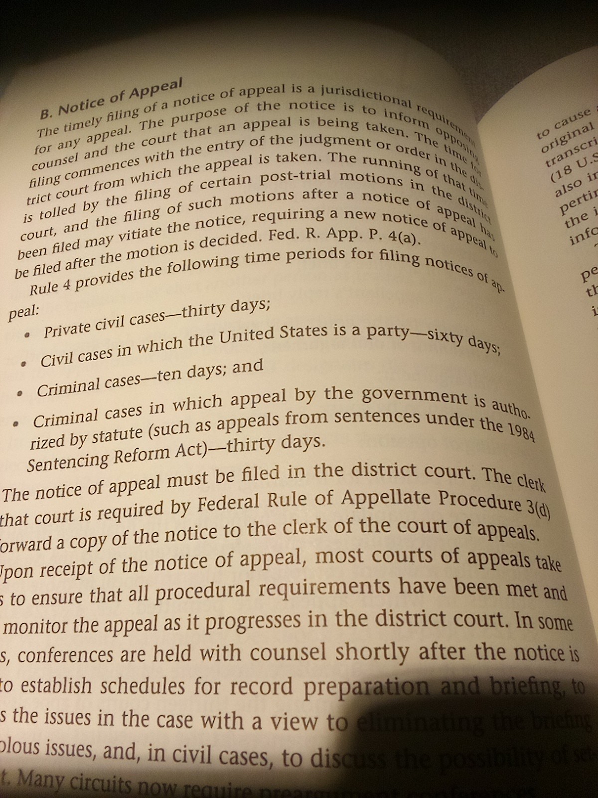 Chambers Handbook for Judges’ Law Clerks and Secretaries 0314058958 Vintage 1995