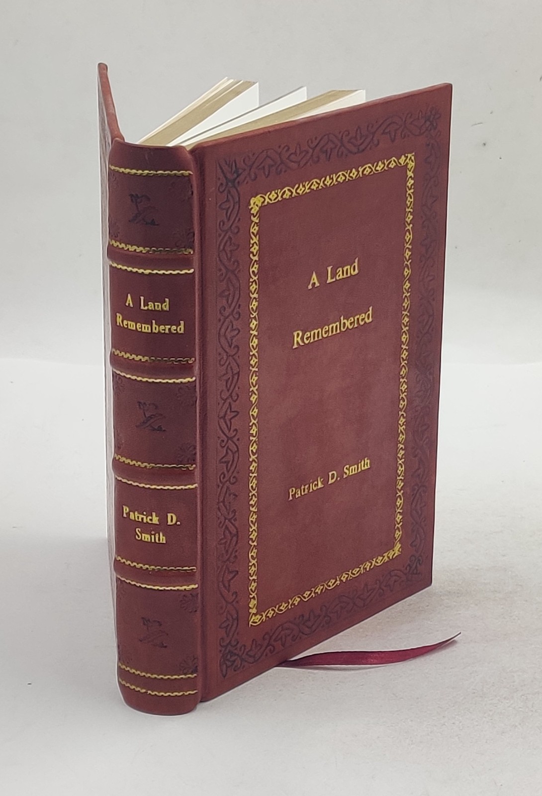 A Land Remembered by Smith, Patrick D. [RoyalEdition]