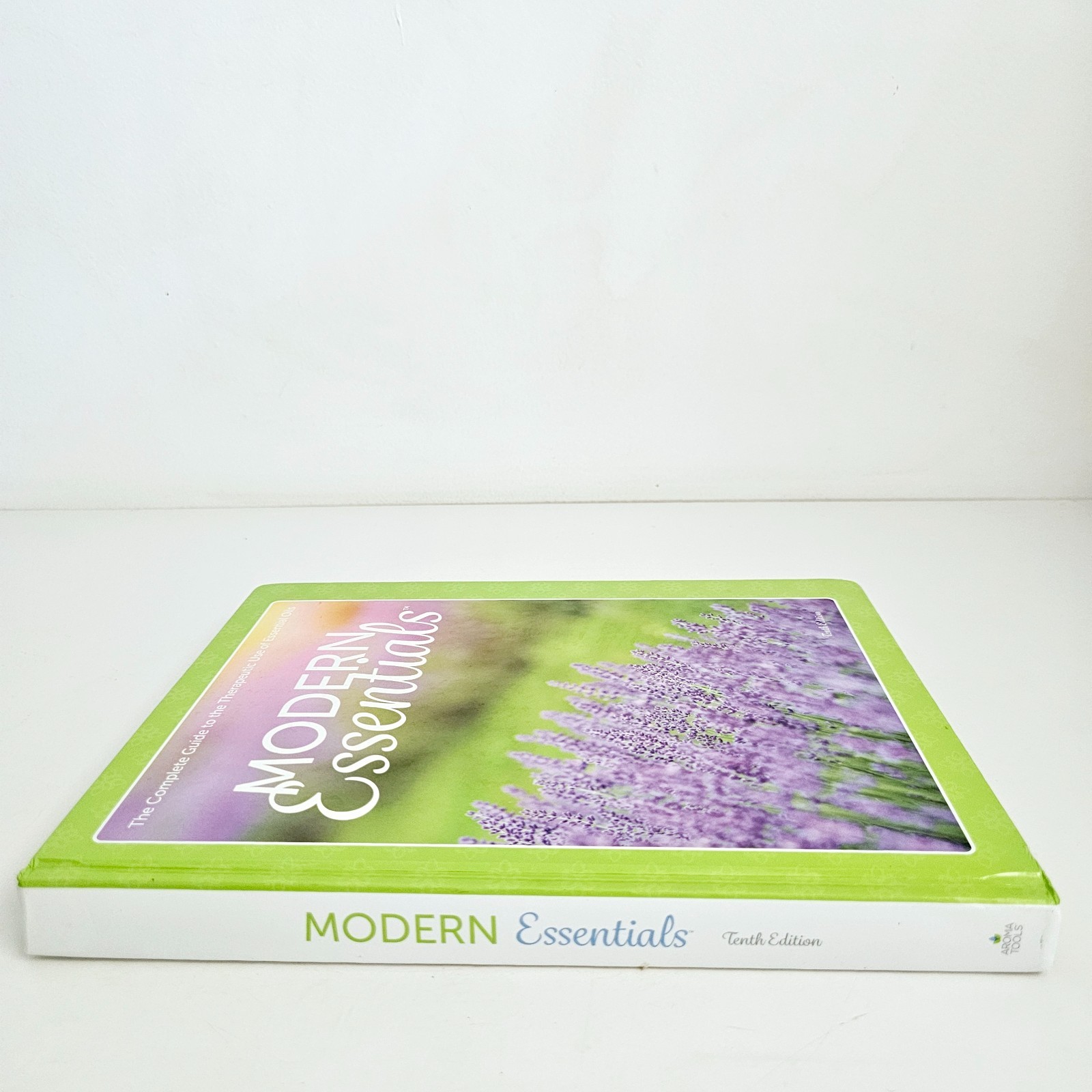 Modern Essentials Handbook 10th Edition Essential Oils Guide Free Postage
