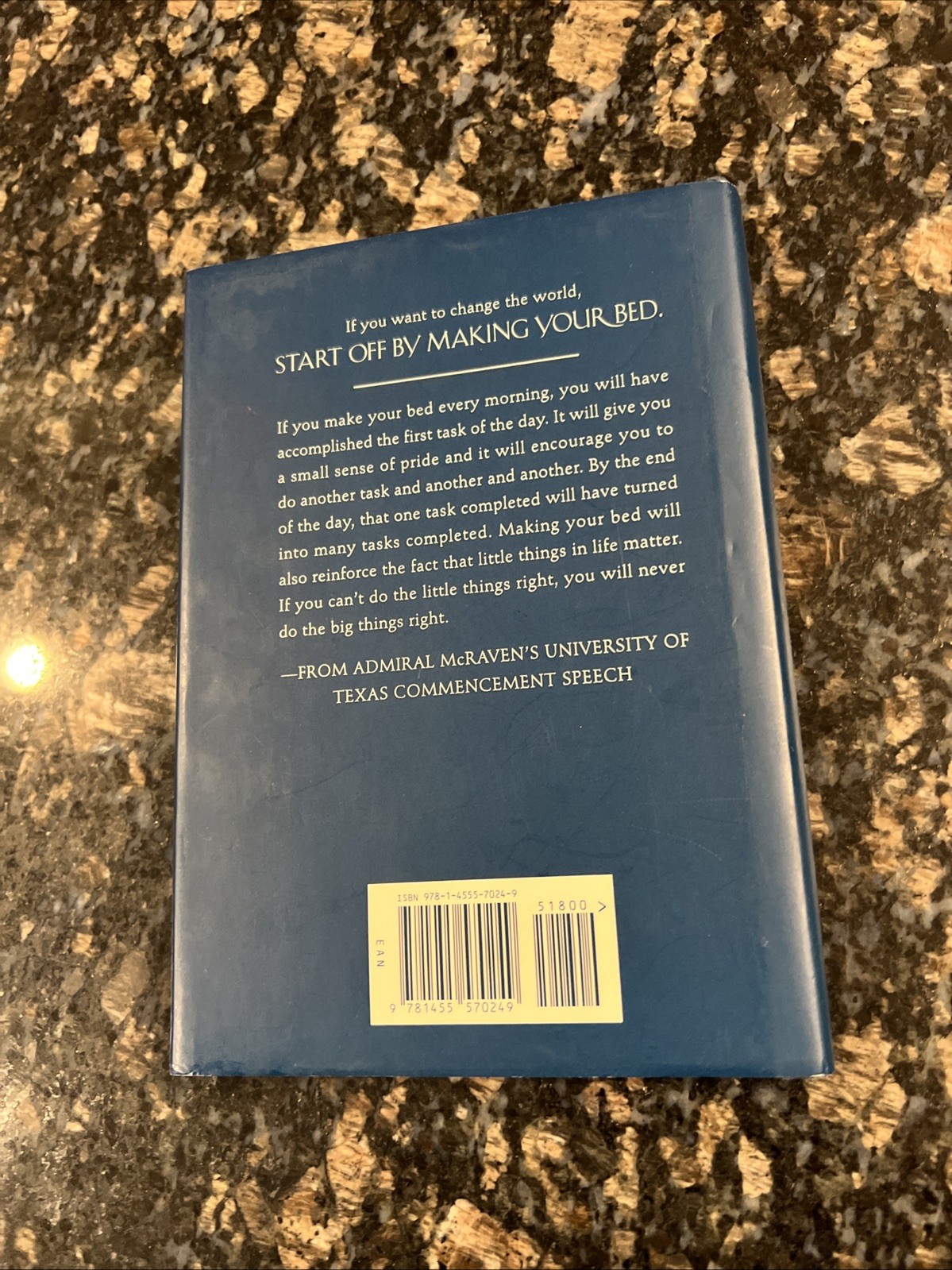 Make Your Bed : Little Things the World by William H. McRaven 2017 HB/DJ SIGNED