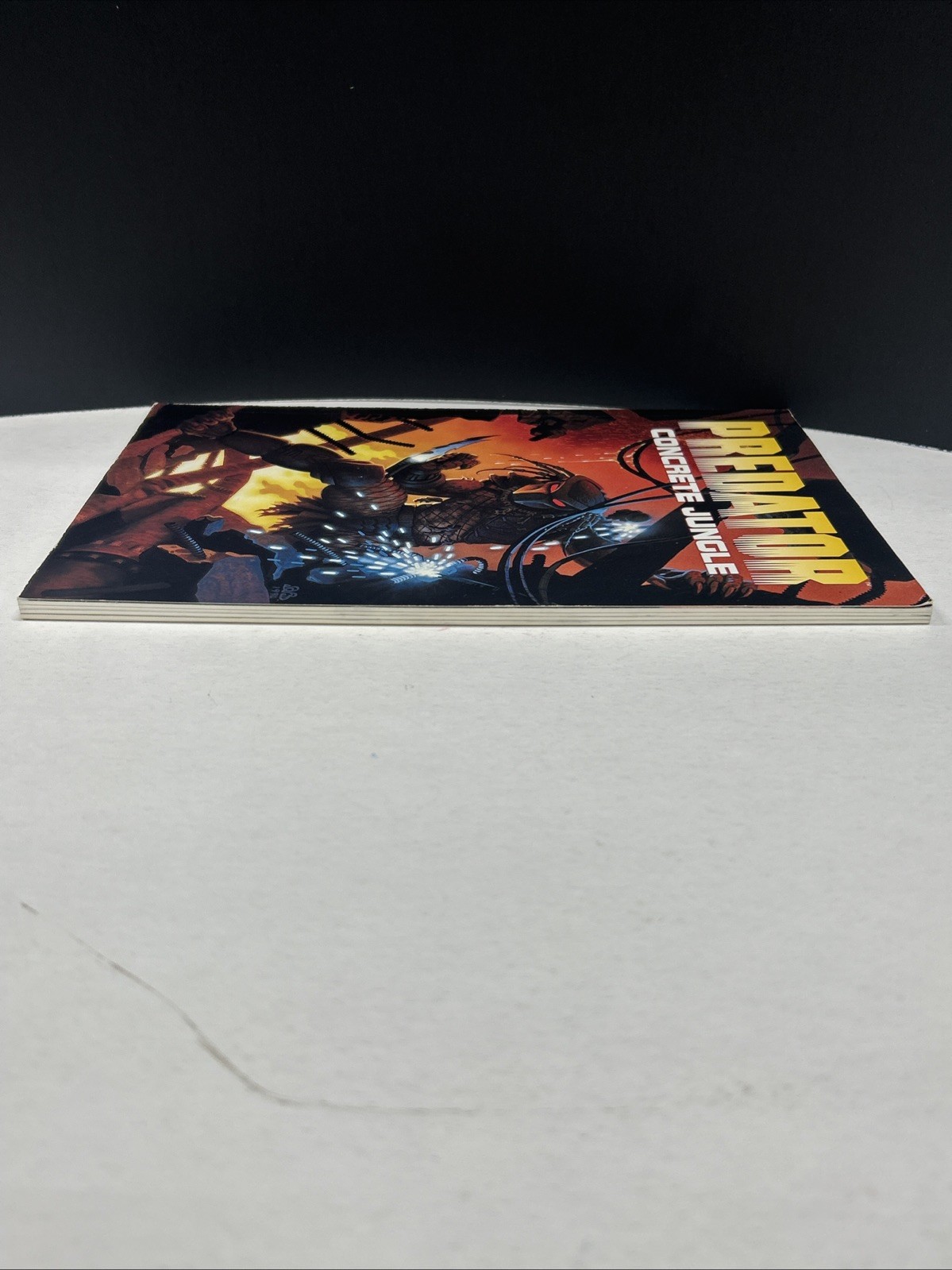 PREDATOR VOL 1: CONCRETE JUNGLE. Dark Horse Comics, Excellent Condition 1996 OOP