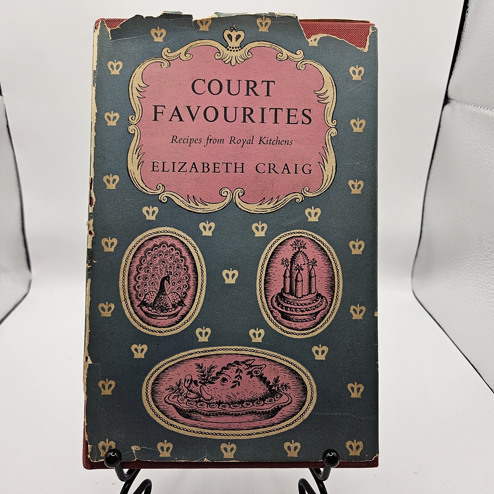 Court Favourites By Elizabeth Craig 1953 DJ HB Andre Deutsch
