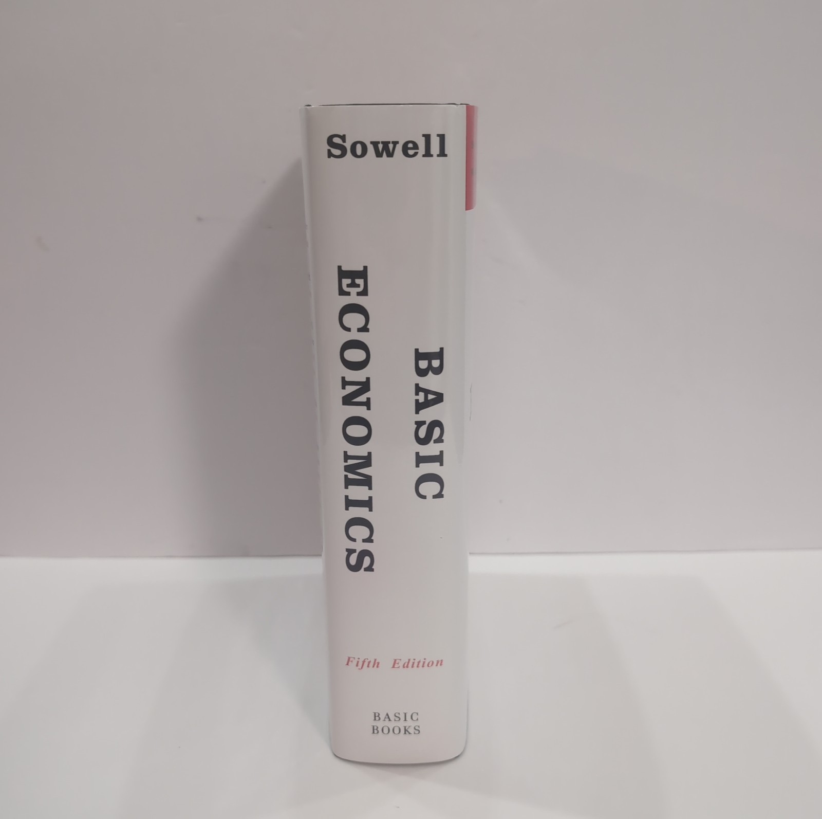 Basic Economics Thomas Sowell 5th Edition Hardcover Common Sense Guide New