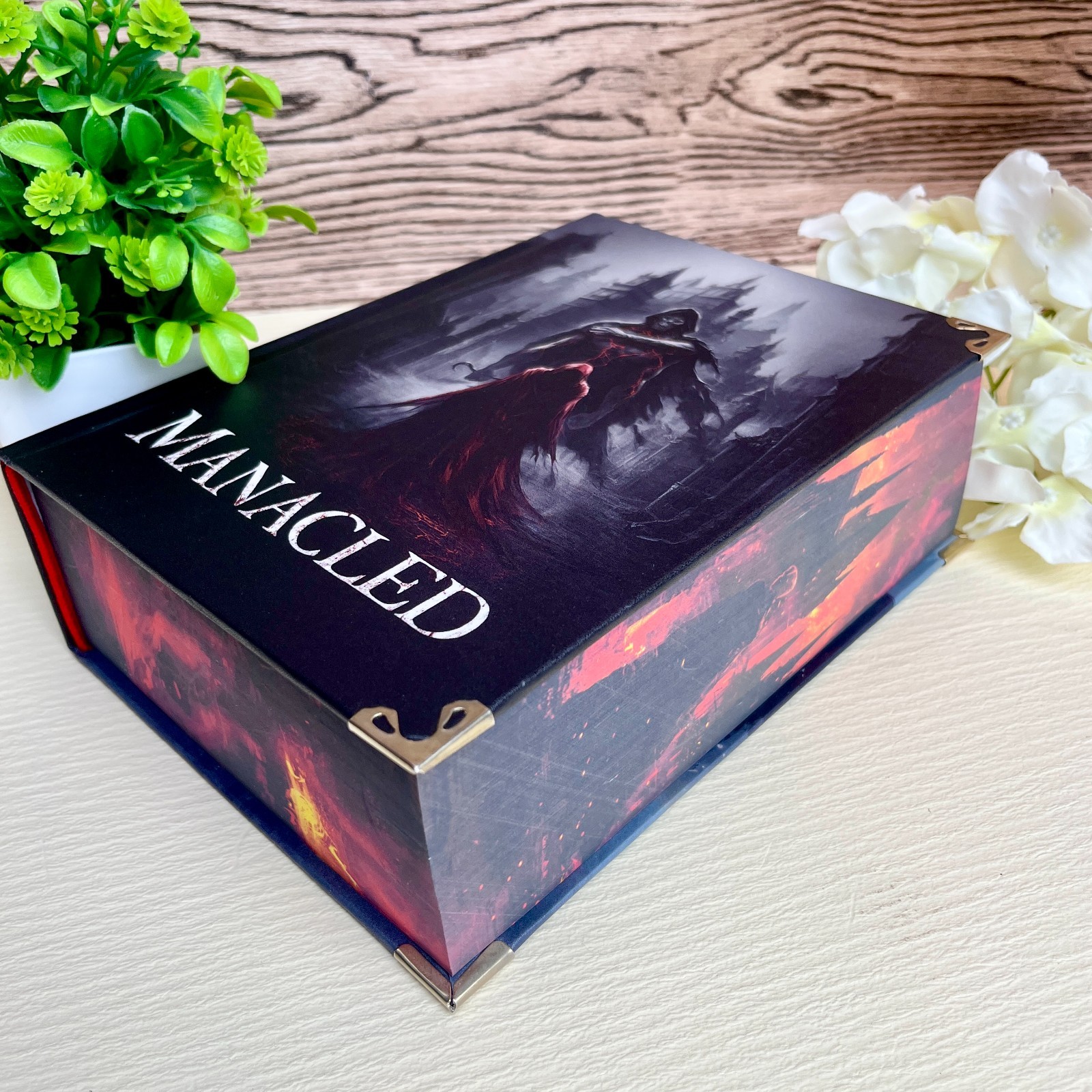 Manacled SenLinYu Special Edition Hardcover Book Pick Cover Sprayed Edges